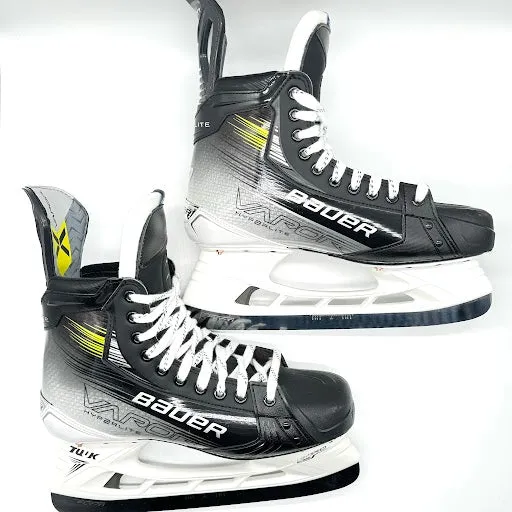 Bauer Vapor Hyperlite 2 - Pro Stock Hockey Skates - Size 11.25