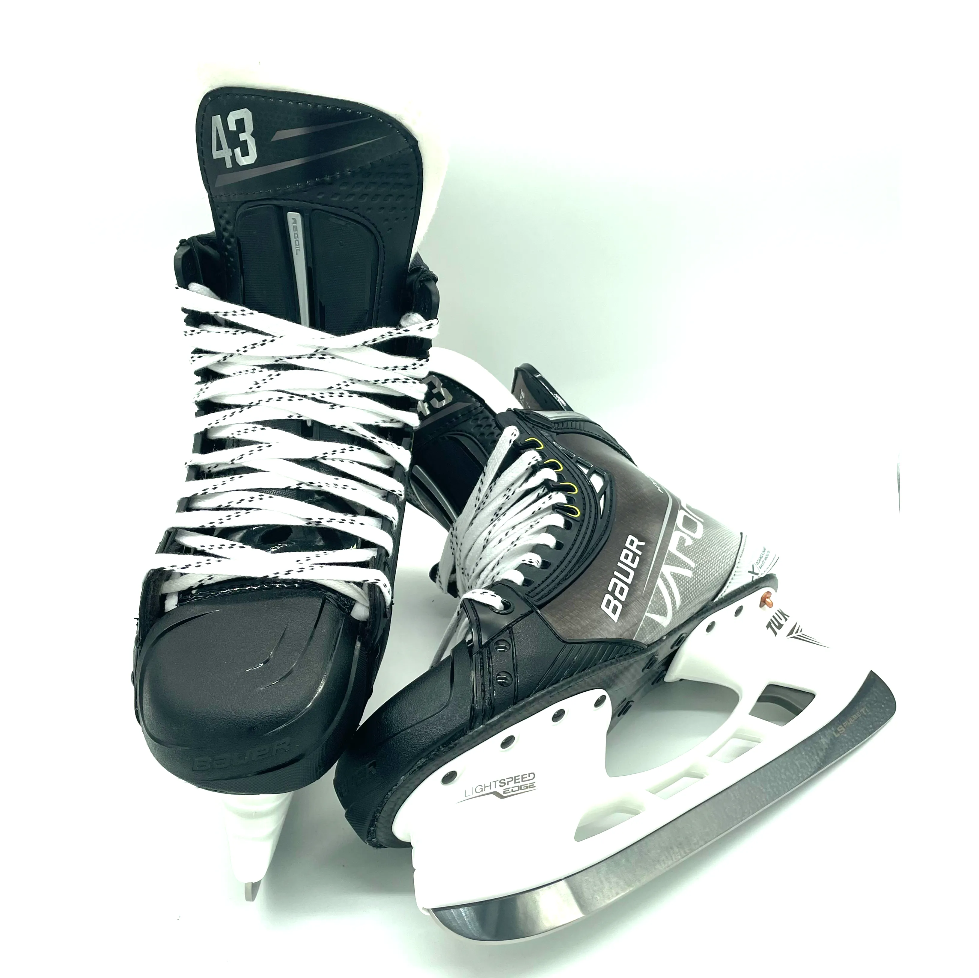 Bauer Vapor Hyperlite - Pro Stock Hockey Skates - Size 9