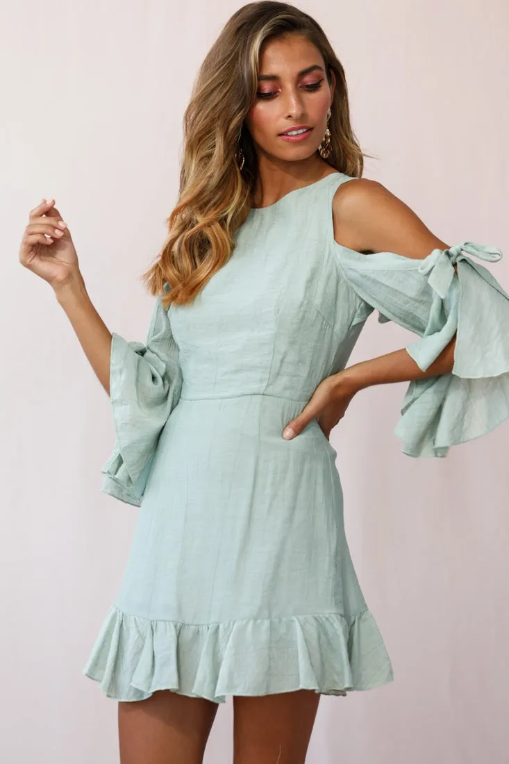 Flaxton Tied Sleeve Cold Shoulder Dress Pistachio