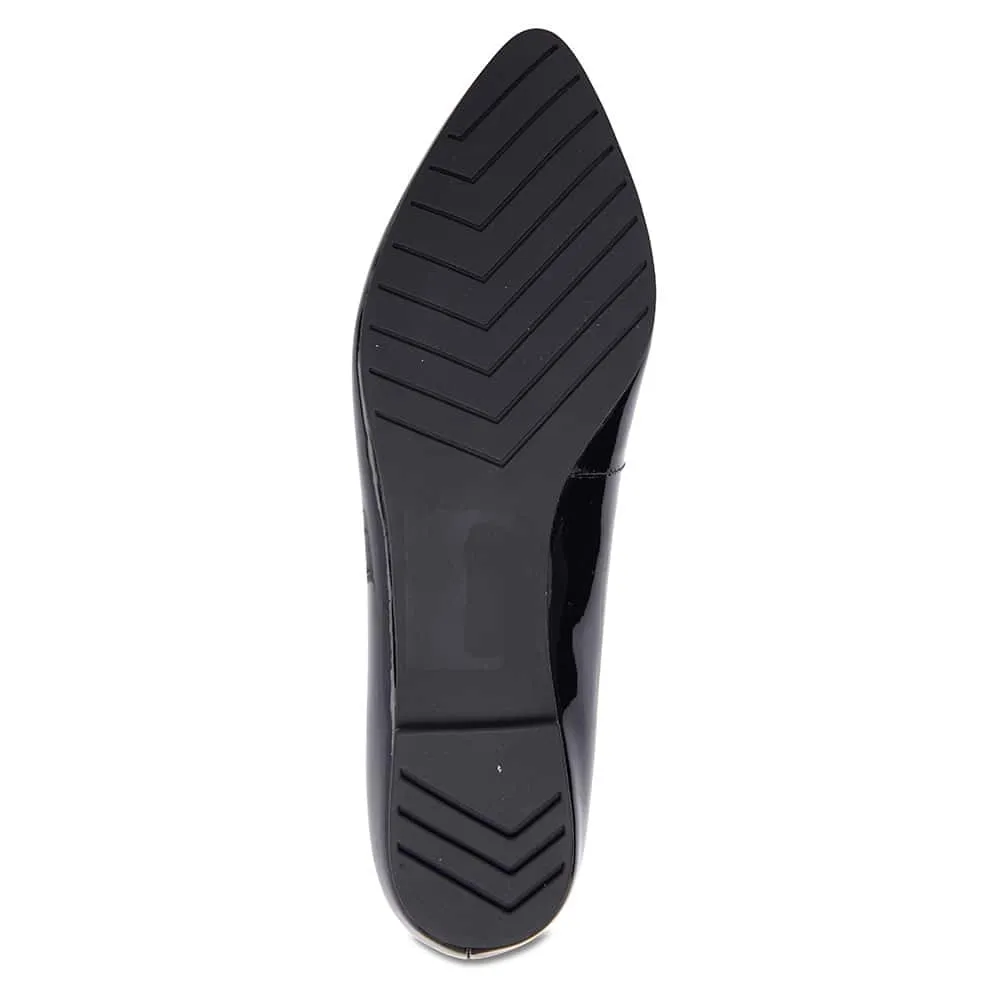 Lucia Flat in Black Patent