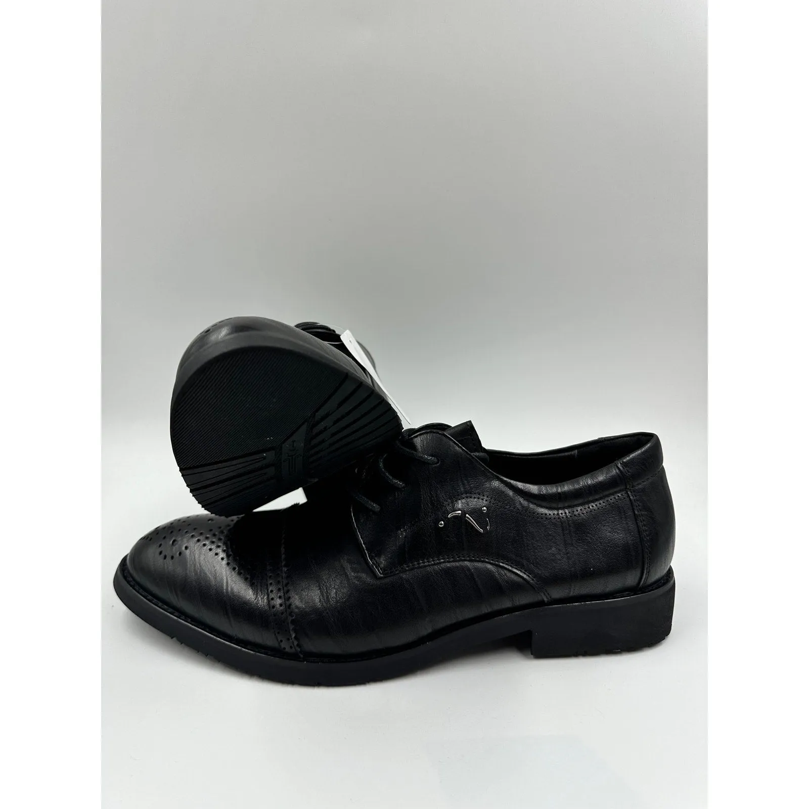 Men's Size 12, Black Oxford Dress Shoe w/ Design on Toe and Ruffle Cut Leather