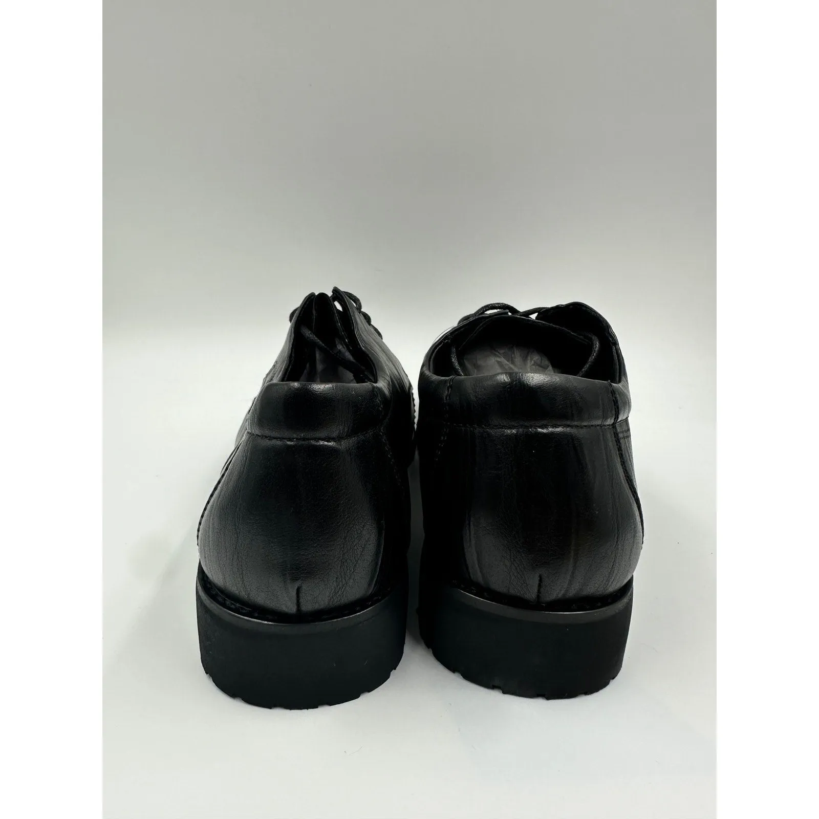 Men's Size 12, Black Oxford Dress Shoe w/ Design on Toe and Ruffle Cut Leather